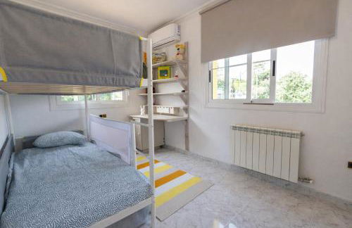 2 Private Abodes in One Magnificent Villa! - Foto 25