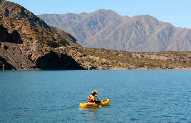 Tour en kayak por el embalse Potrerillos - Foto 1