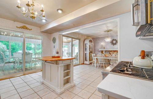 French-Inspired Townhome 9 Mi to Saratoga Springs! - Foto 8