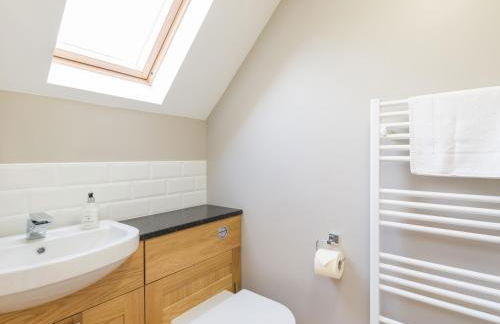 Rose Cottage with Hot Tub - Photo 21