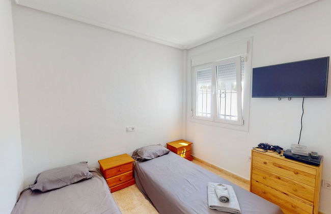 Sucina 3-bed Villa, Sleeps 6 & Pet Friendly - Foto 2