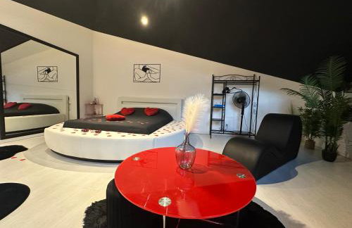 Love Room La Crèche Romantique - Foto 69