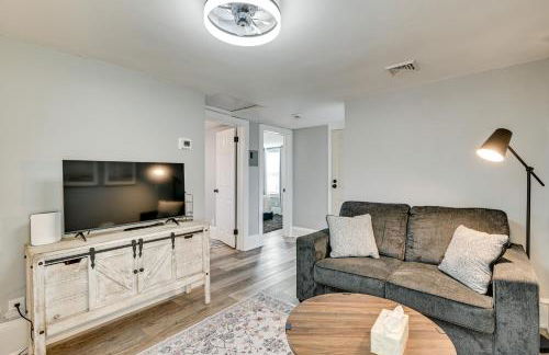 2 Mi to Uptown Centrally Located Kingston Apt! - Foto 6