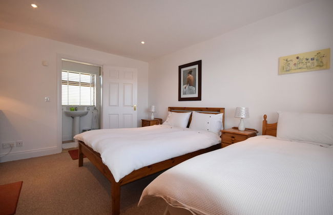 Inishclare Cottages - Photo 2