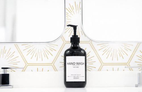 Nashville Oasis at The Muse Modern 2BR with Balcony Rooftop Views - Foto 27