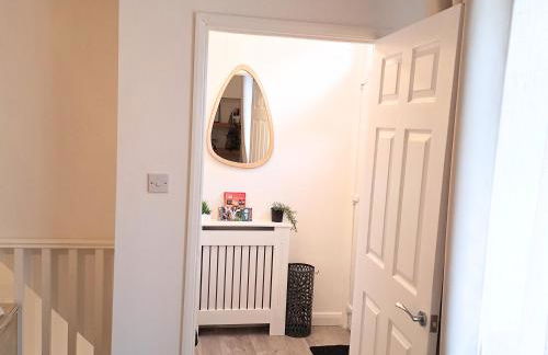 Two-bedroom Cottage - Sandstone Garden Patio - Free Parking - Pets Welcome - Foto 21