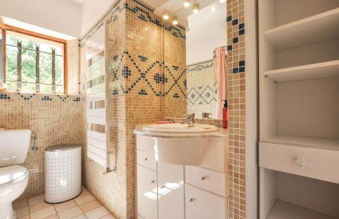 Beautiful Home In St Paul En Foret - Foto 23