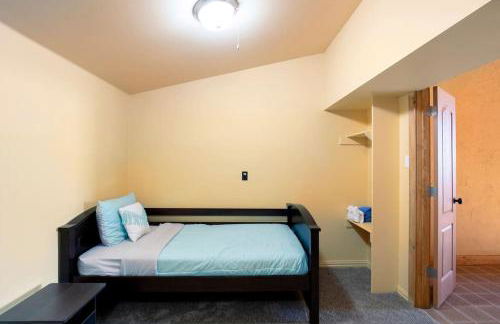 Texas Ranch House with 5 Bedroom and Fish Pond - Foto 22