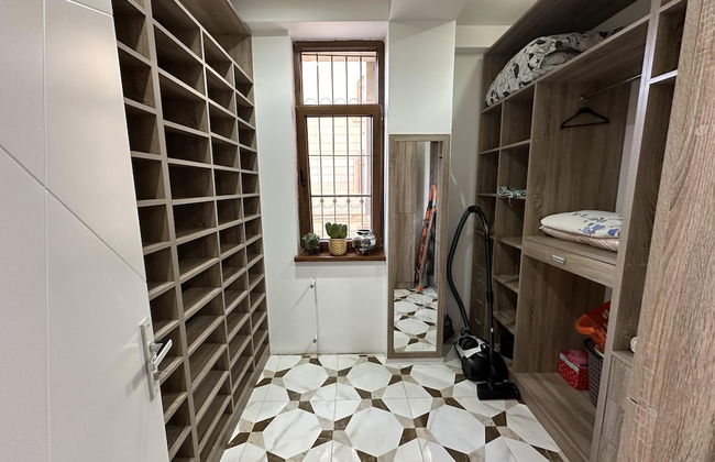 Charming 2-bed Apartment in Baku City Center - Foto 2