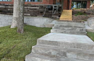 Newly Renovated 4B, 2.5 bath Lakefront home with South Grand Lake Views and dock - Foto 47