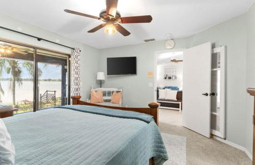 Charming Lakefront Home Hot Tub - Foto 14