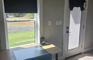 New Lux Cottage by Lake, King bed, Full Kit, Wi-Fi - Foto 16