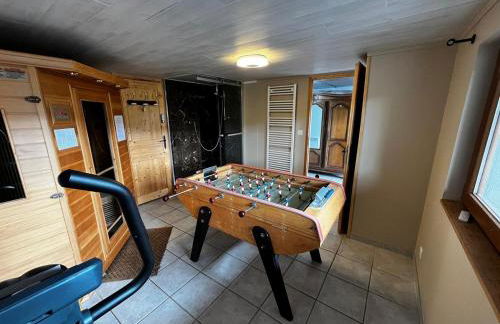 Chalet entier, vue panoramique, ruisseau et sauna. - Foto 49