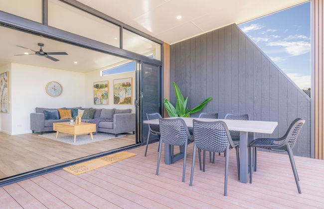 Wairo Beach Holiday Park - Photo 31