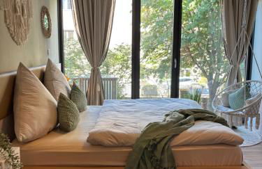 Bohemian Chic Sage Dreams - Munich Central Station - Foto 2