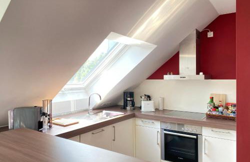Midi-Maisonette mit kleiner Dachterrasse und Blick ins Grüne - Foto 3