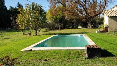 Le petit mas en provence avec piscine - Foto 5, Garden view
