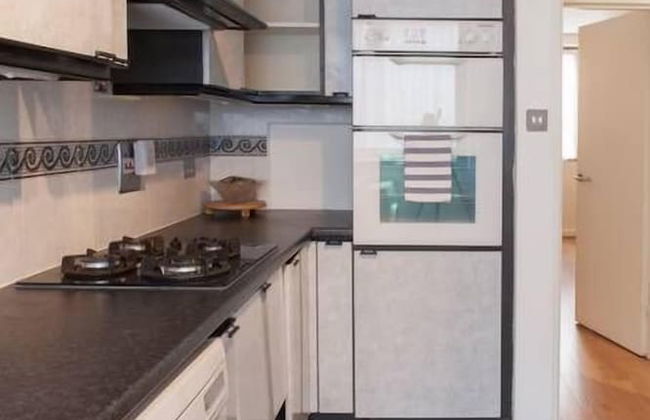 Stylish Apartments next to Buckingham Palace - Photo 22