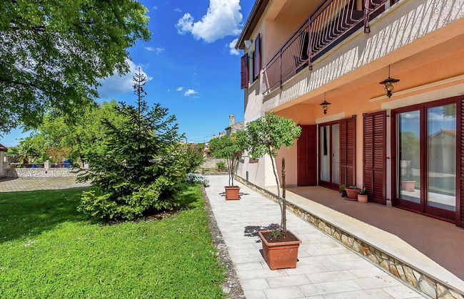 Apartment in Gajana With Mini Football Field - Foto 9