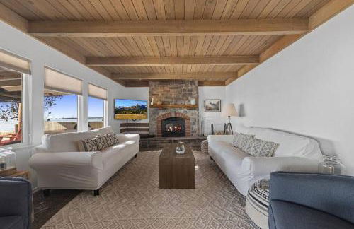 New Beautiful Waterfront at Sandy Point - Photo 19