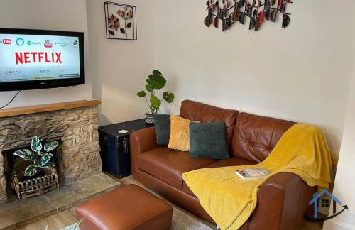 Petham Cottage Stanwick 2 bed sleeps 6 - Photo 13