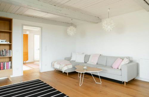 Thatched Home With Large Garden Near North Sea - Foto 5