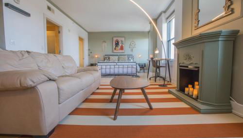 Designer Downtown Condo Suite - Splendid View - Foto 3