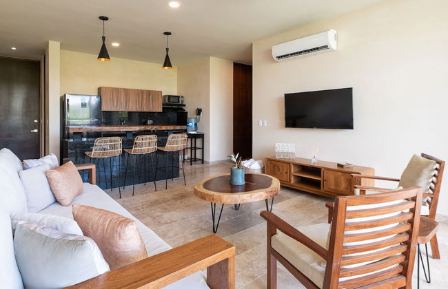 Two Bedroom Luxury Apartment by TuLuna - Photo 14