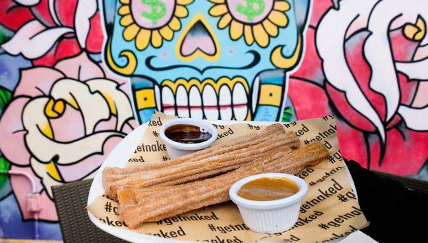 Probando unos ricos churros