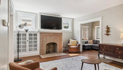 Cozy Urban Farmhouse 3bd1andhalfbth - Foto 2