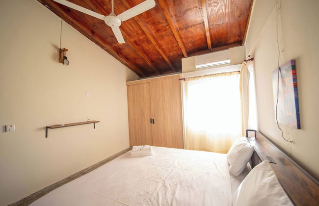 Colonial 2BR Apartment 2mins Walk to Beach! - Foto 4