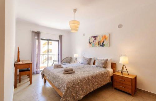 George's Quinta das Palmeiras, a 2 bedroom apartment in luxury complex, walking distance to town - Foto 32