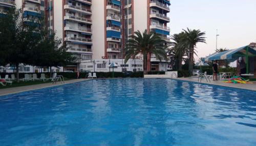 Primera linea playa Apto recien reformado Piscina - Foto 4