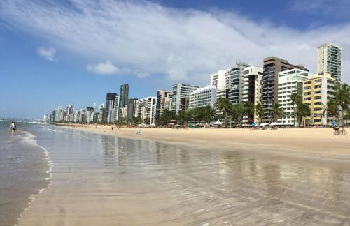 Extraordinary Seafront Apartment - Photo 8