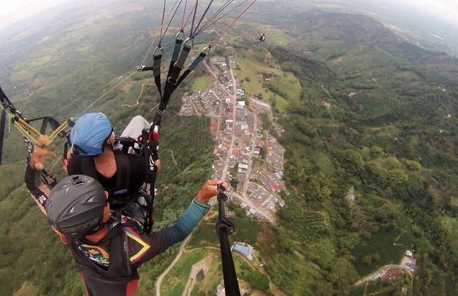 Private Colombian Coffee Region Paragliding Activity - Photo 7