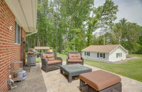 Riverfront Shenandoah Getaway with Kayaks and Tubes! - Foto 21