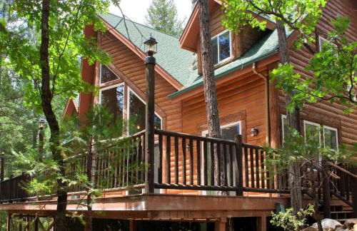 Rivercrest Lodge with Hot Tub-Pool Table-Firepit - Foto 30