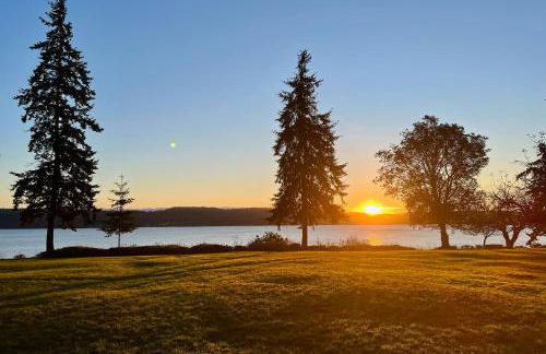 Beach and Bay Access! 5-Acre Whidbey Island Retreat - Foto 2