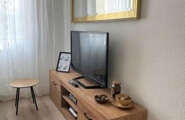 Bajo con terraza a 5 min de la playa (3 hab-6 per) - Foto 12