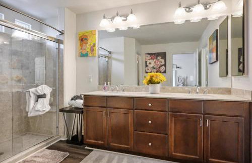 Relaxing Vegas Stay with BBQ & Games - Foto 68