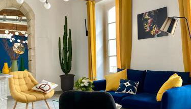 Grand confort au cœur de Nîmes - Photo 1