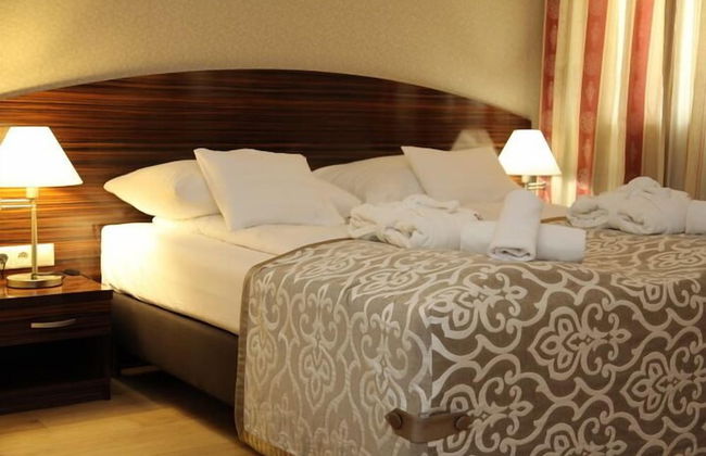 Batthyány Kastélyszálló - Foto 4