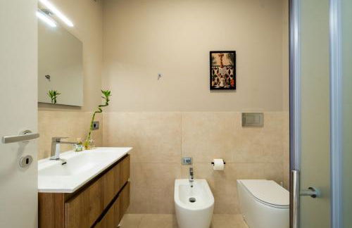 Vivi Milano B - Elegant & Bright 5-Bedroom Flexible Apartment Near Fair with Free Parking - Foto 8