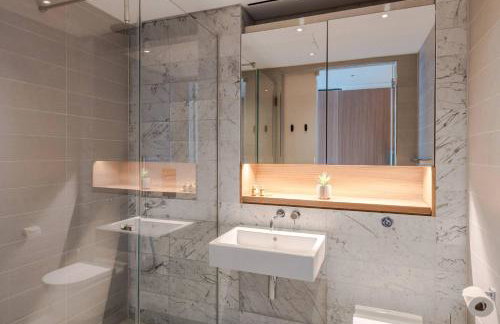 Soho 2-Bed Penthouse - AC - Sleeps 6 - Photo 5
