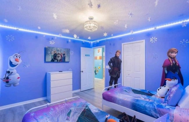 Gated Community, Amazing 4/3 Vacation Home With Private Pool Near Disney!!! - Foto 29