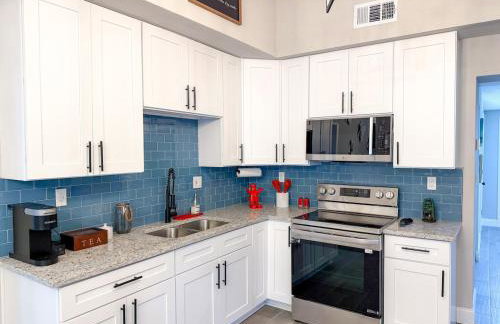 Jax 5BR Family Paradise -Hot Tub-Game Room-Patio- - Photo 45