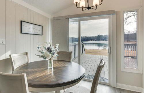 Bring Your Pup! Waterfront Cedar Pines Getaway - Foto 8