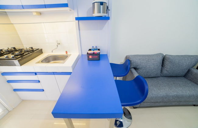 Cozy Apartment at Parahyangan Residence with Direct Access to Swimming Pool - Photo 32