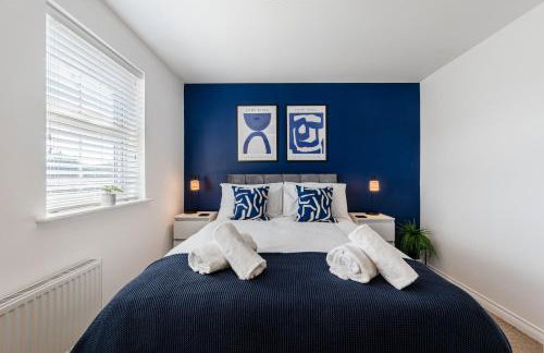 Caboose Stays - Bury St Edmunds - Modern 4 Bed townhouse close to centre and major transport links - Fast Wifi - Parking - Business and Contractors - Foto 13