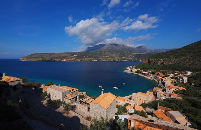 Sofia Limeni Seafront - Photo 21